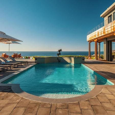 Sky Villa Boutique Hotel By Raw Africa Collection Plettenberg Bay Zewnętrze zdjęcie The pool at the Cape Town edition