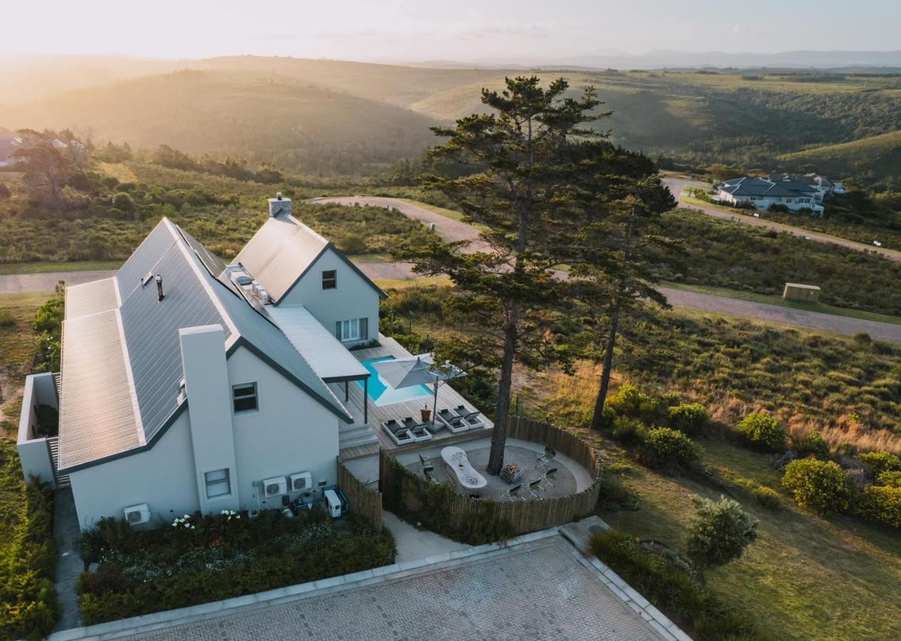 Sky Villa Boutique Hotel By Raw Africa Collection Plettenberg Bay Zewnętrze zdjęcie Modern houses in Hermanus