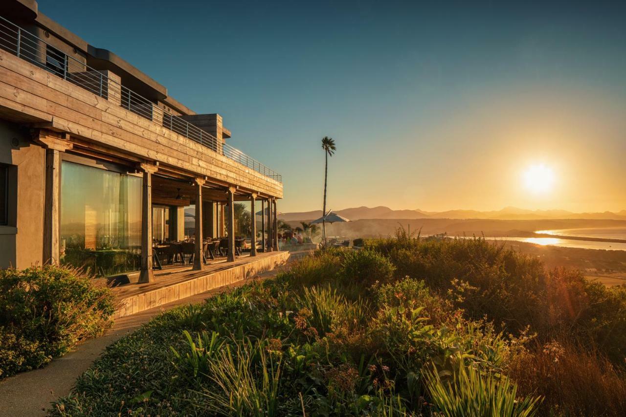 Sky Villa Boutique Hotel By Raw Africa Collection Plettenberg Bay Zewnętrze zdjęcie Sunset at the Hotel