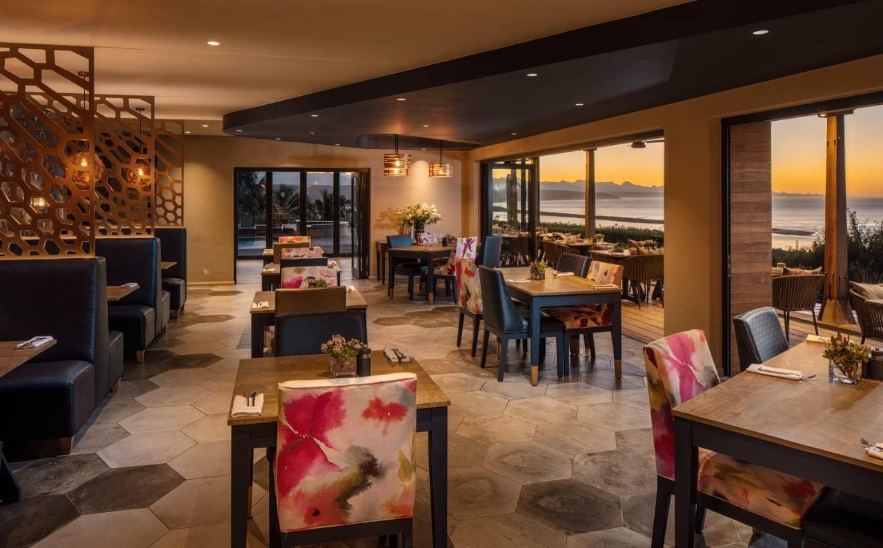 Sky Villa Boutique Hotel By Raw Africa Collection Plettenberg Bay Zewnętrze zdjęcie The Beach Club
